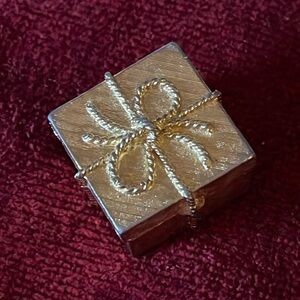 Vtg Estee Lauder,Present Solid Perfume Compact Miniature Gift Box,Great Cond